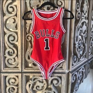 BULLS BODYSUIT